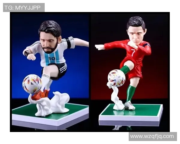 2022年足球明星玩偶热潮揭秘与收藏价值分析