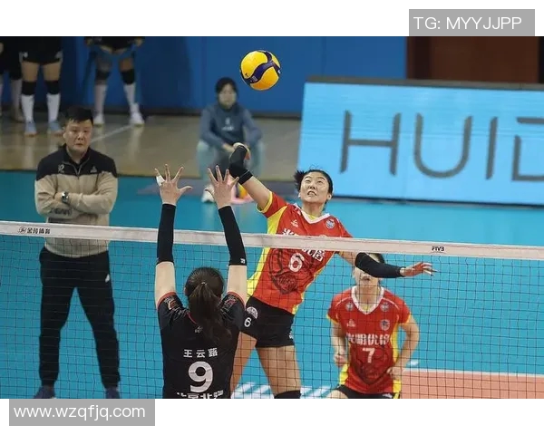 上海排球队在最新排球状态排行榜中荣登第六名展现强劲实力